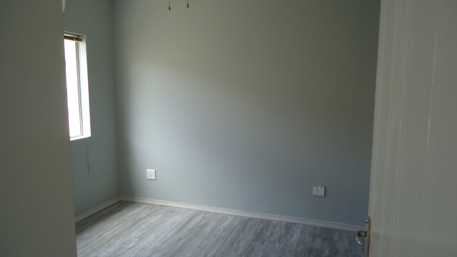 2 Bedroom Property for Sale in Admirals Park Western Cape